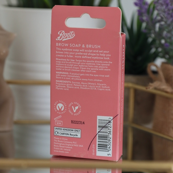 Boots Brow Soap & Brush 25g - Picture 2 of 4